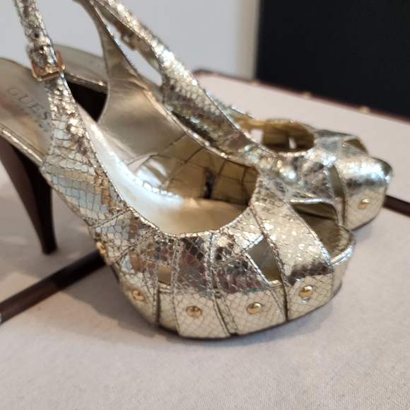 Guess Gold Heels - Picture 2 of 5